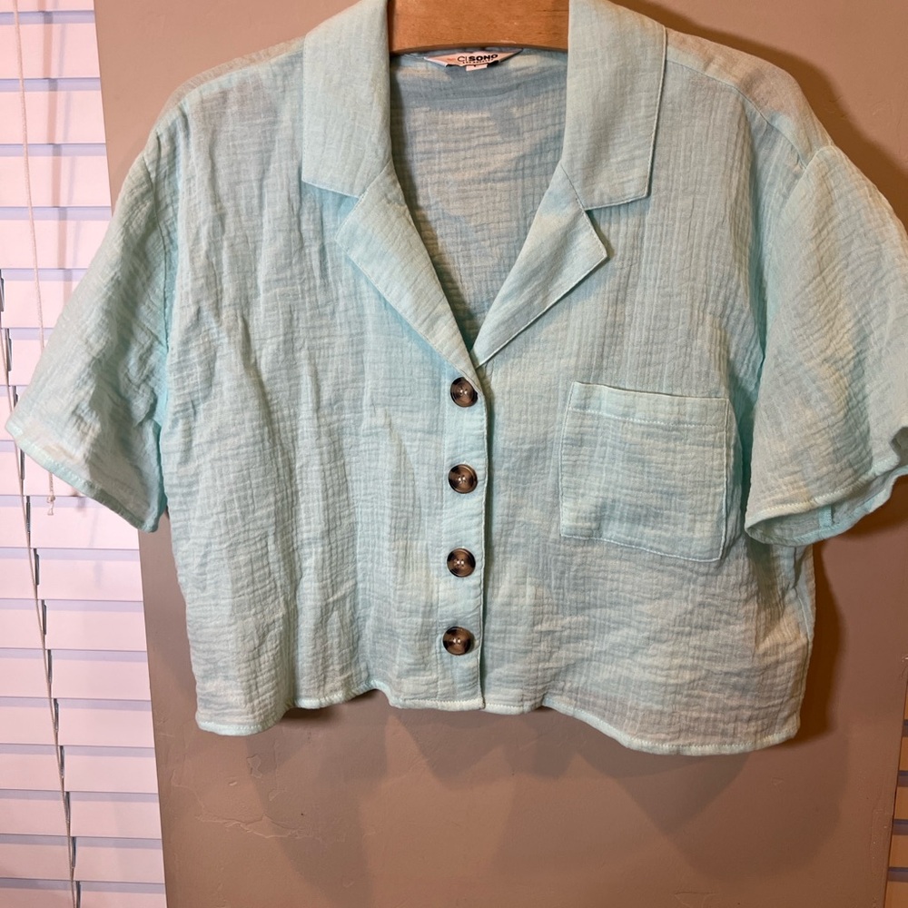 Ci Sono Mint Green Button-Up Shirt